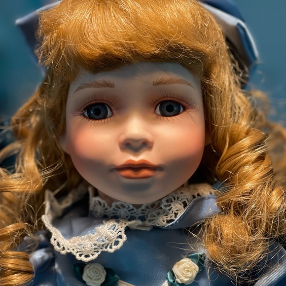 2 beautiful vintage Dolls - Picture 8 of 15